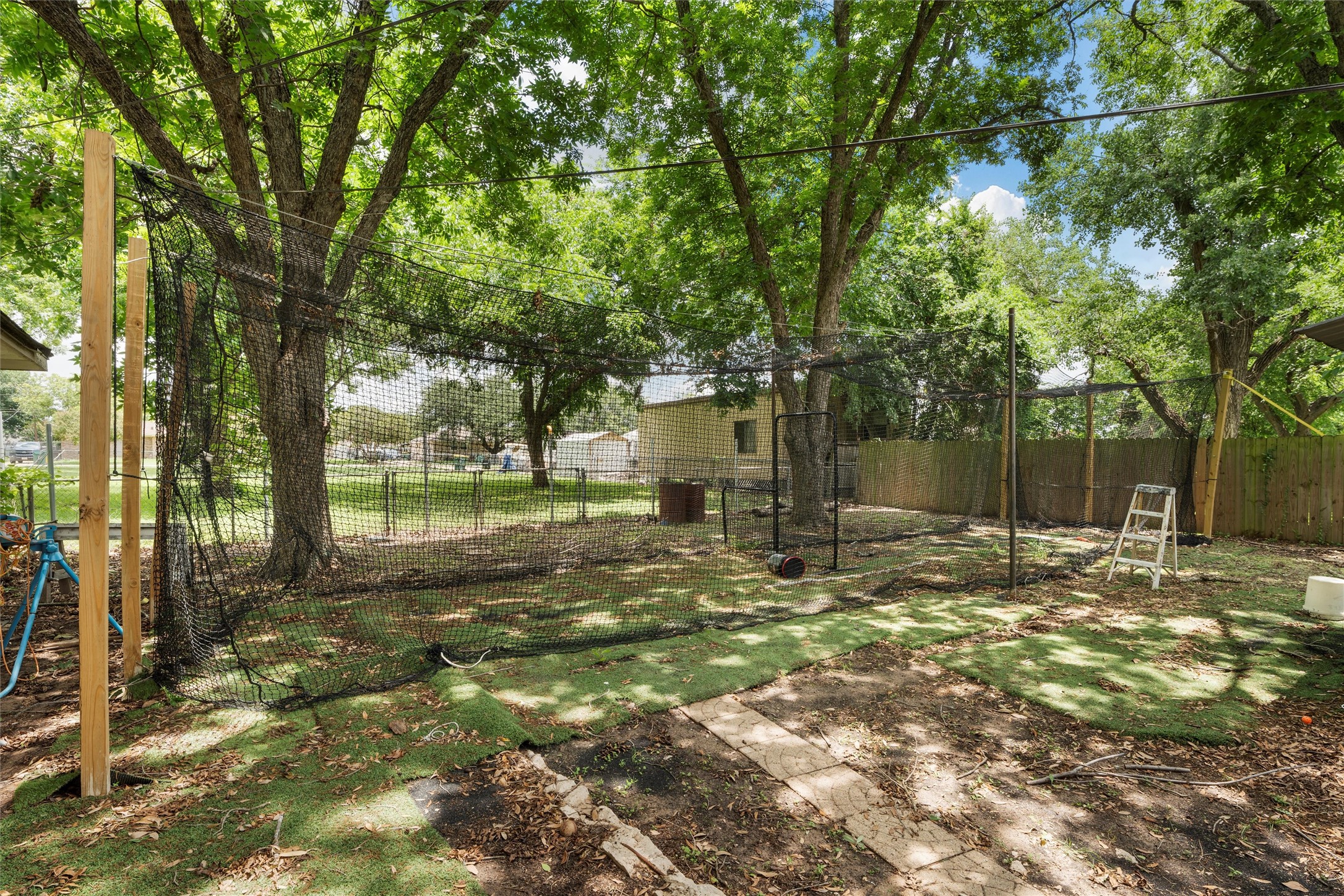 631 N Robinson Drive Robinson TX 76706