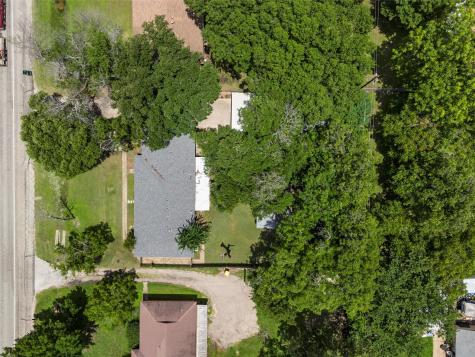 631 N Robinson Drive Robinson TX 76706