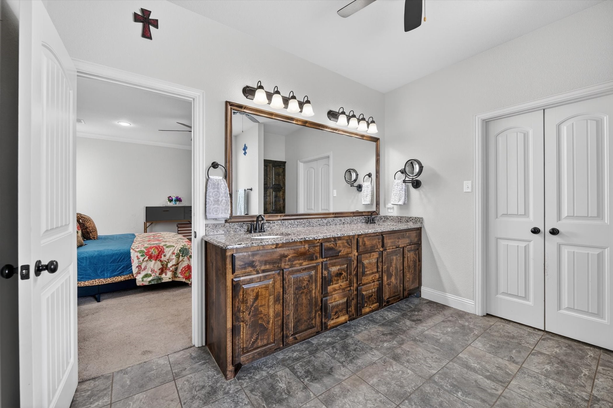 13420 Escalara Lane Justin TX 76247