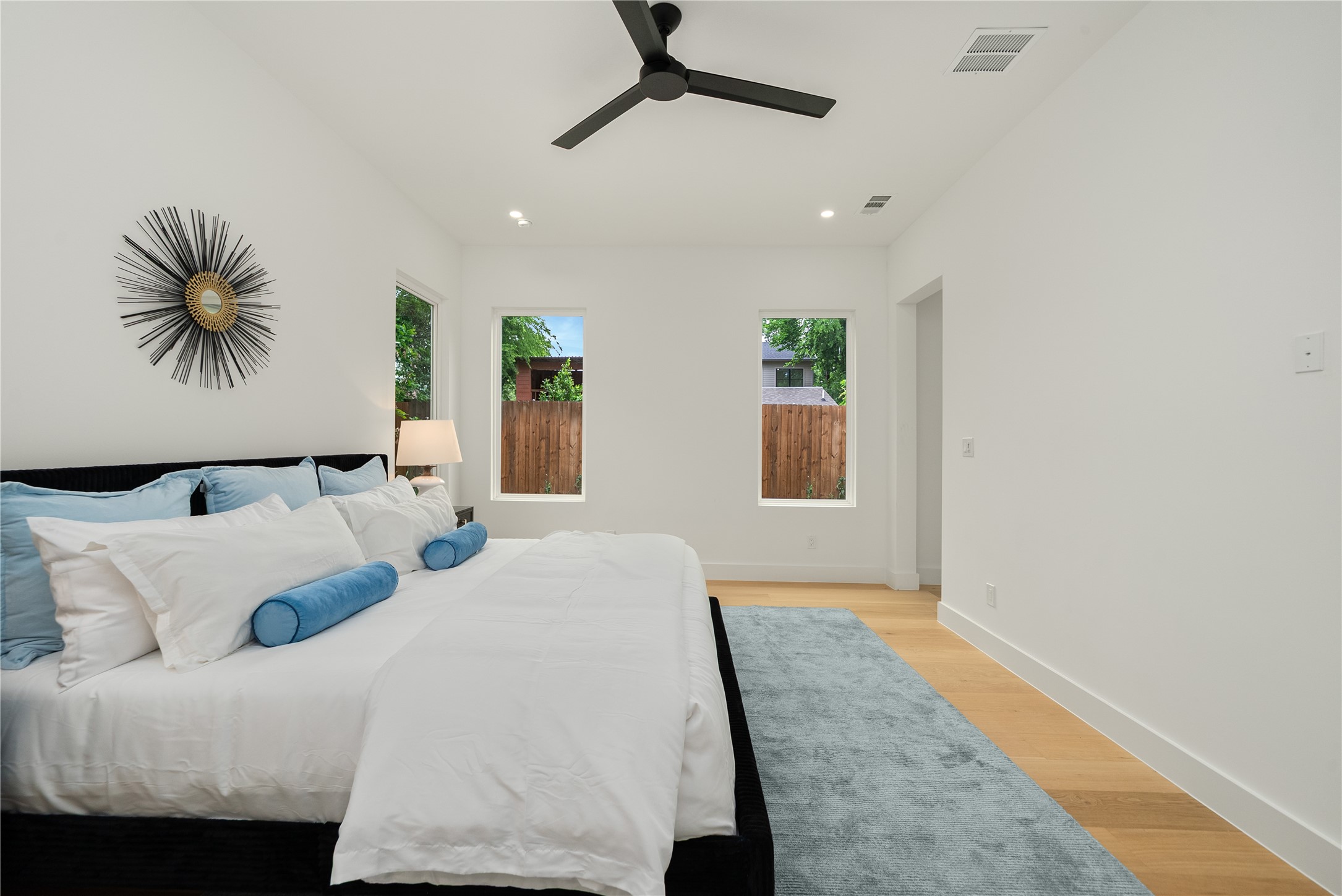 2414 Grigsby Avenue Dallas TX 75204