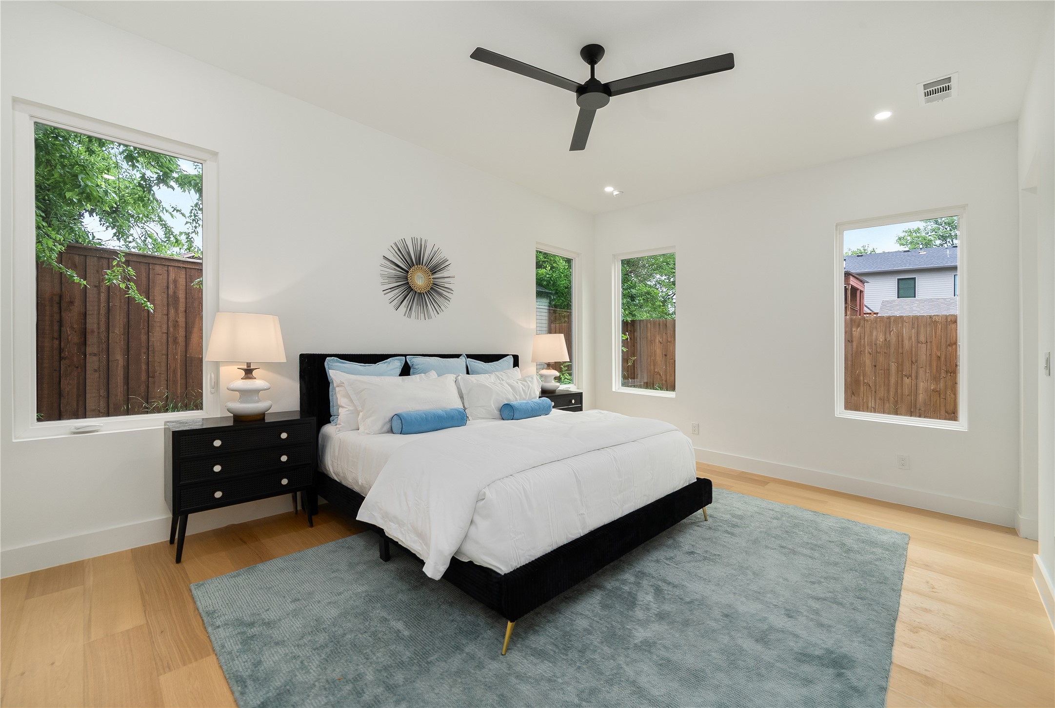 2414 Grigsby Avenue Dallas TX 75204