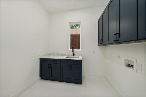 2414 Grigsby Avenue Dallas TX 75204