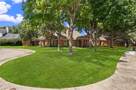 4524 Creekmeadow Drive Dallas TX 75287
