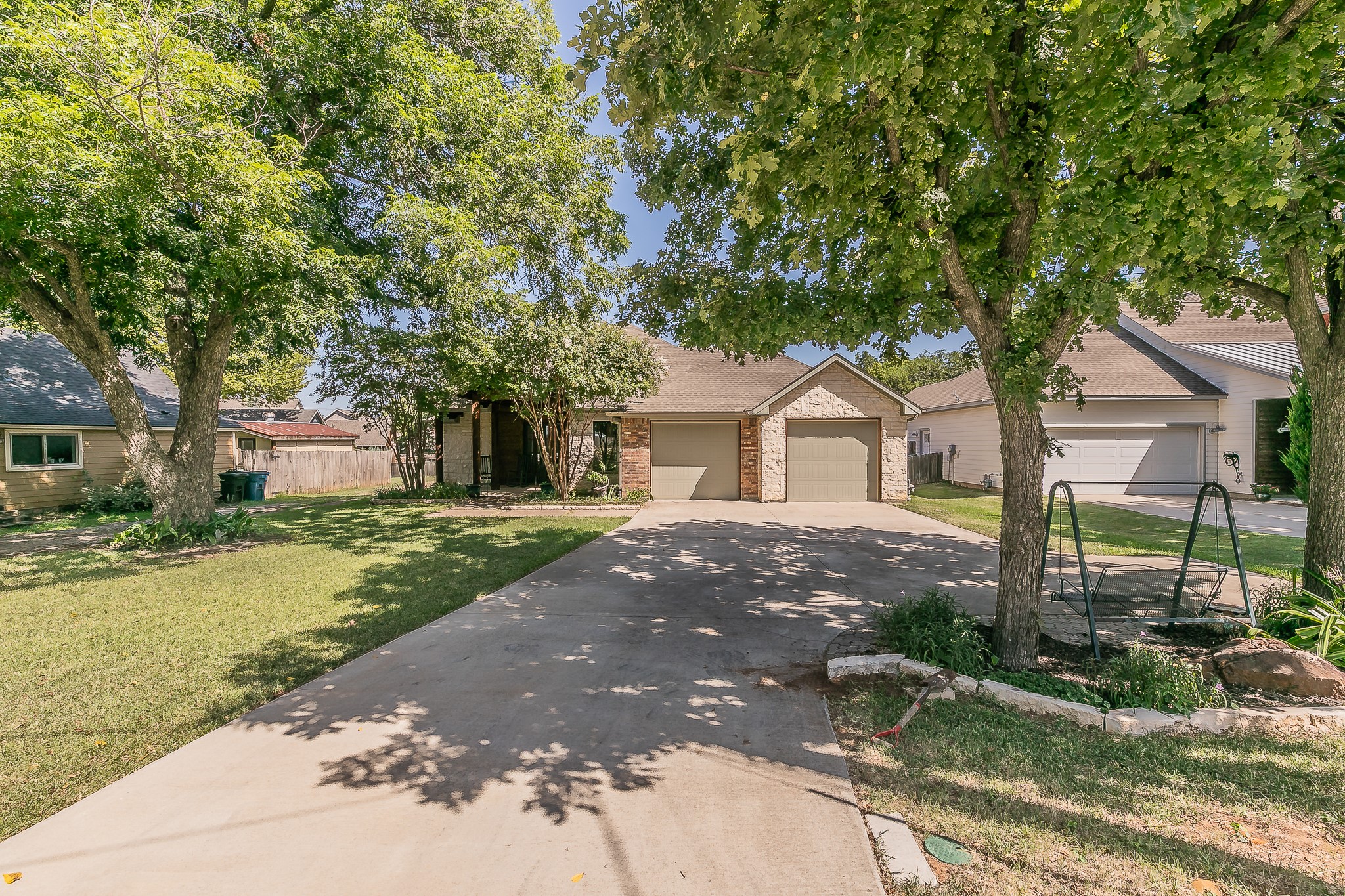 1306 Worthington Street Grapevine TX 76051