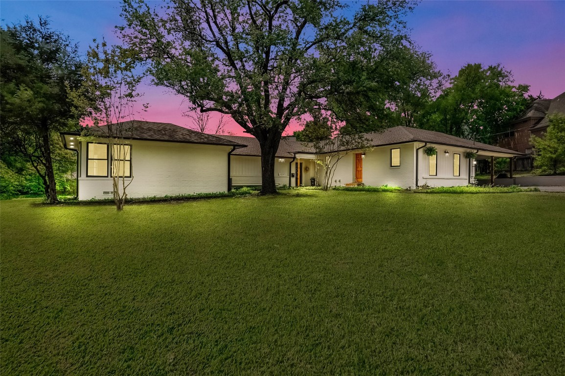 1217 N Leslie Avenue Sherman TX 75092