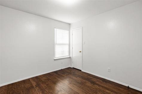 1256 Cleardale Drive Dallas TX 75232