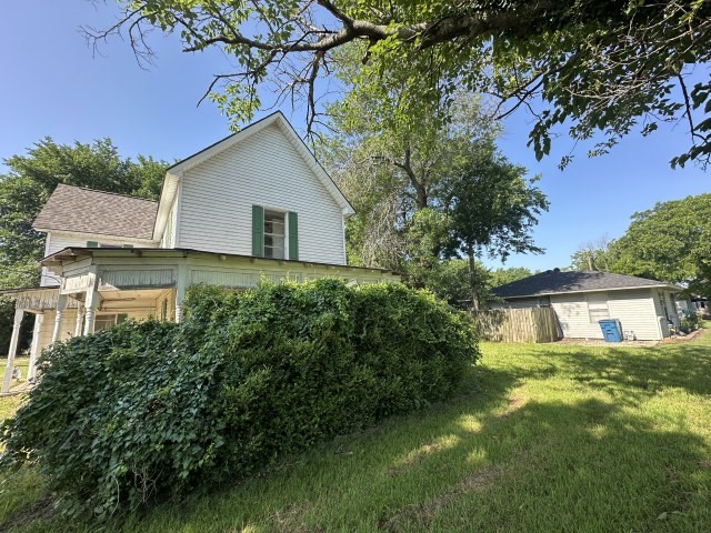 202 Mill Street Valley View TX 76272