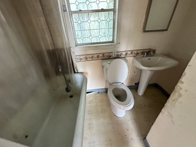 202 Mill Street Valley View TX 76272