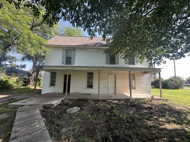 202 Mill Street Valley View TX 76272