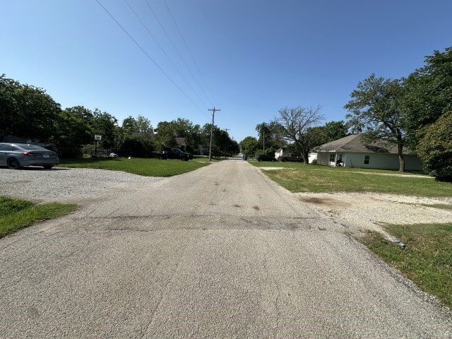 202 Mill Street Valley View TX 76272