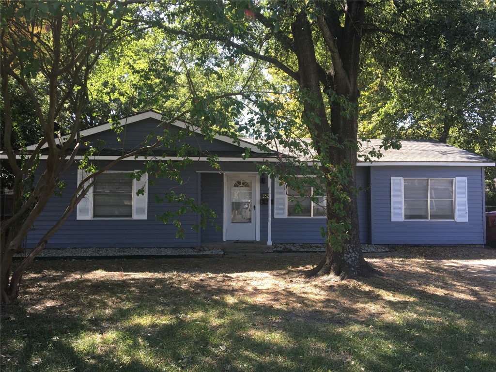 252 Victory Street Bonham TX 75418
