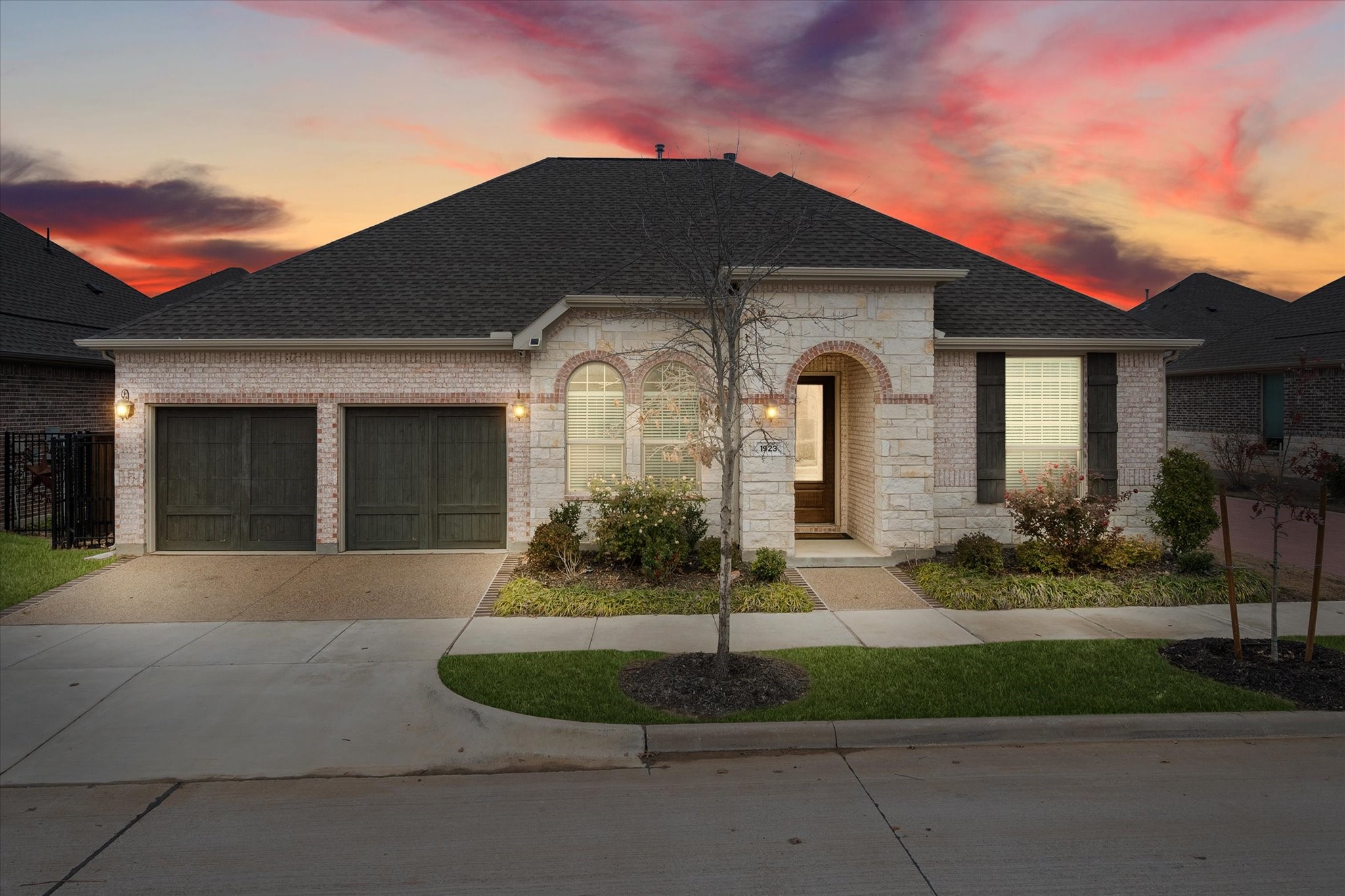 1923 Spotted Fawn Drive Arlington TX 76005