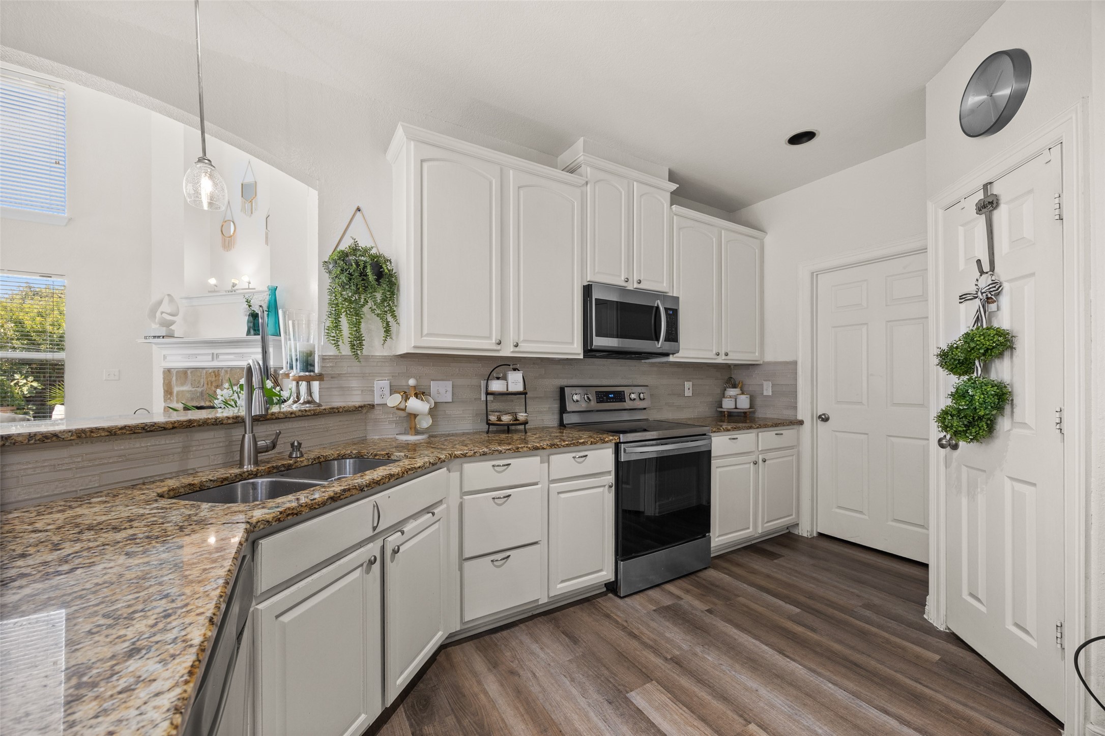 4704 Worchester Lane Mckinney TX 75070