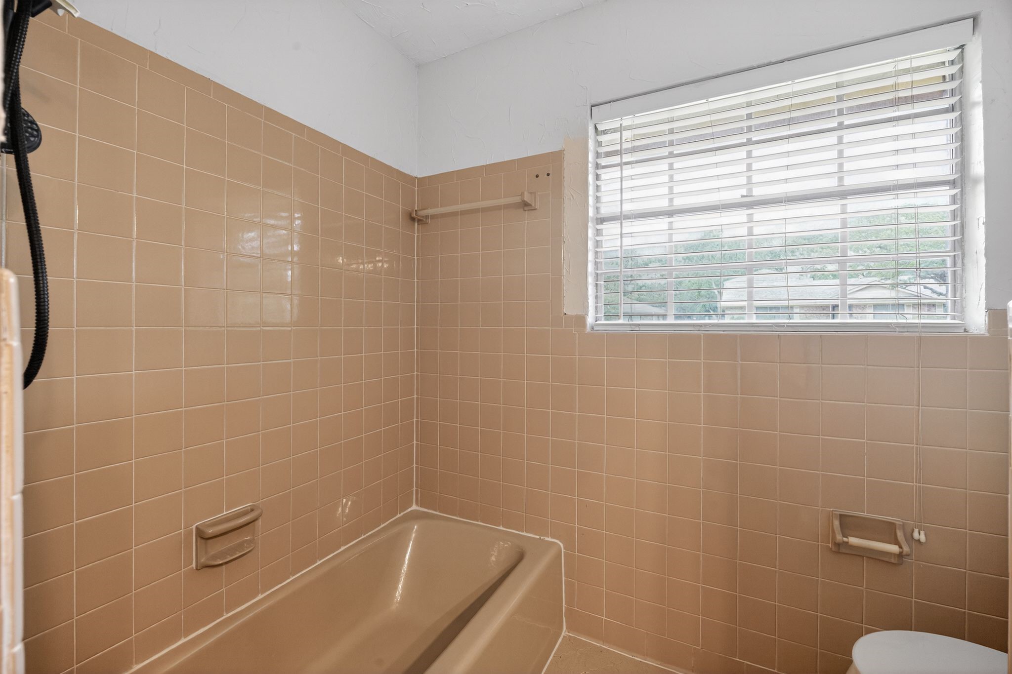 1616 W Shields Drive Sherman TX 75092