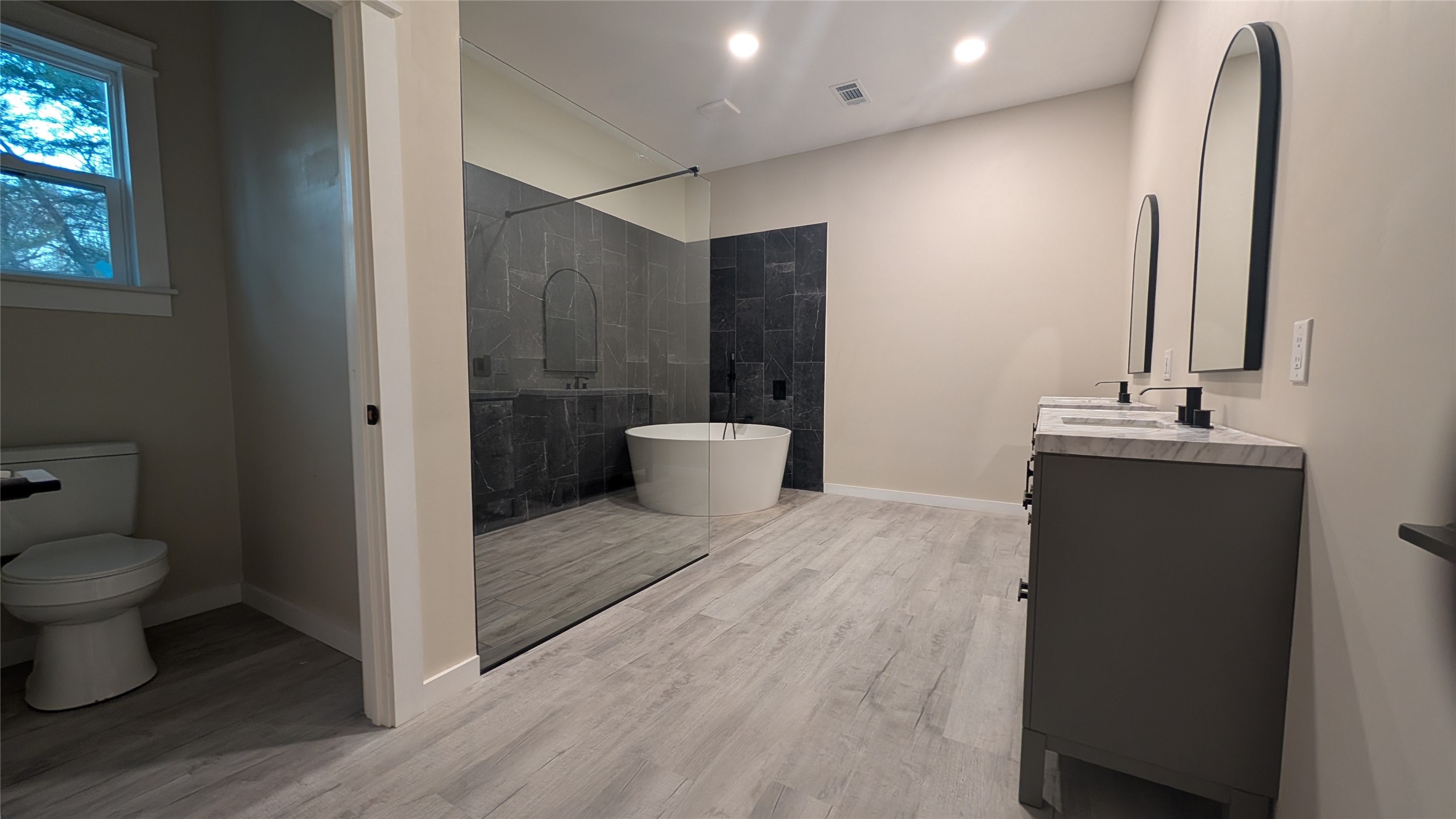 138 Pvt Road 8524 Van TX 75790