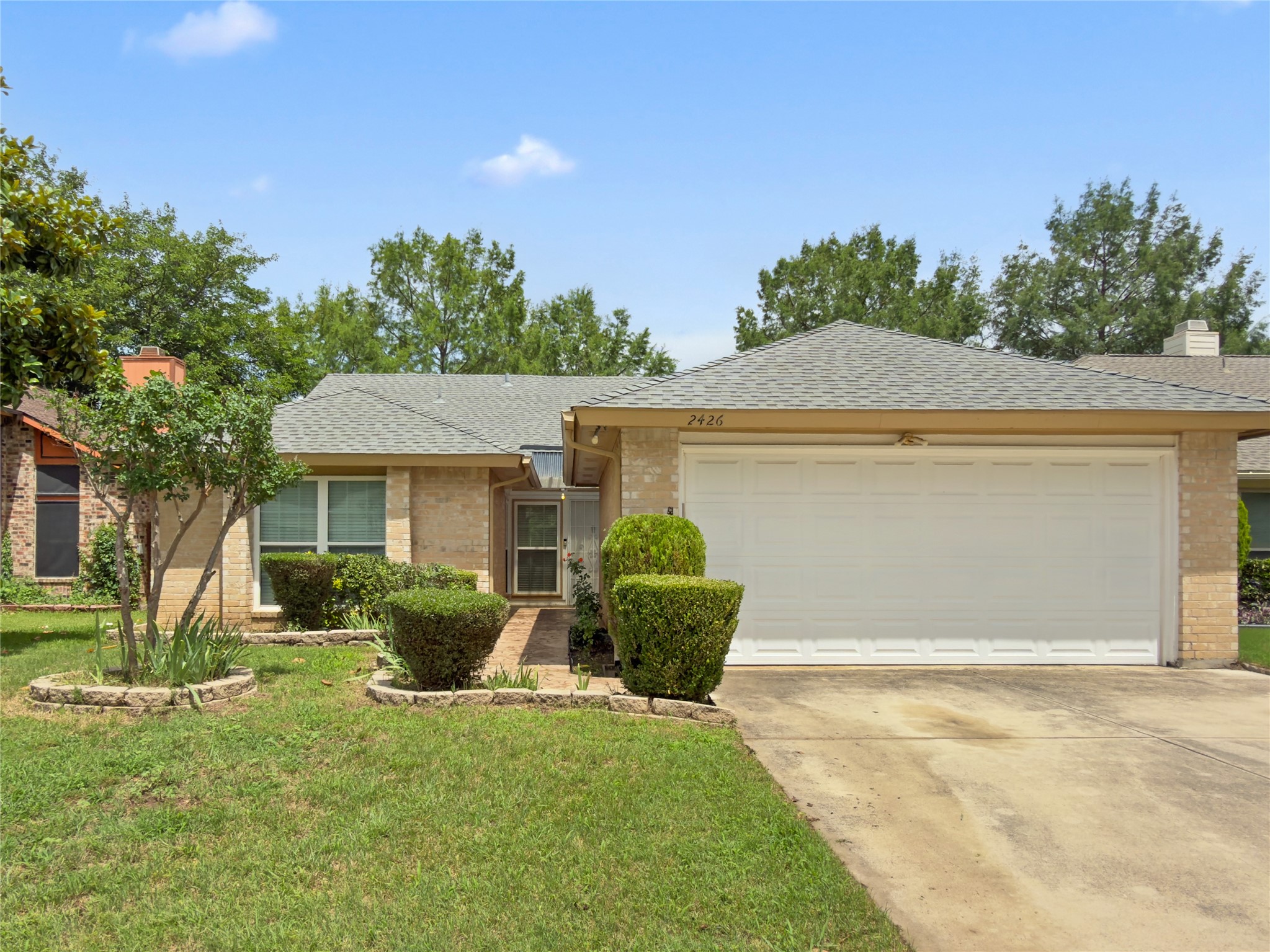 2426 Sutton Drive Arlington TX 76018