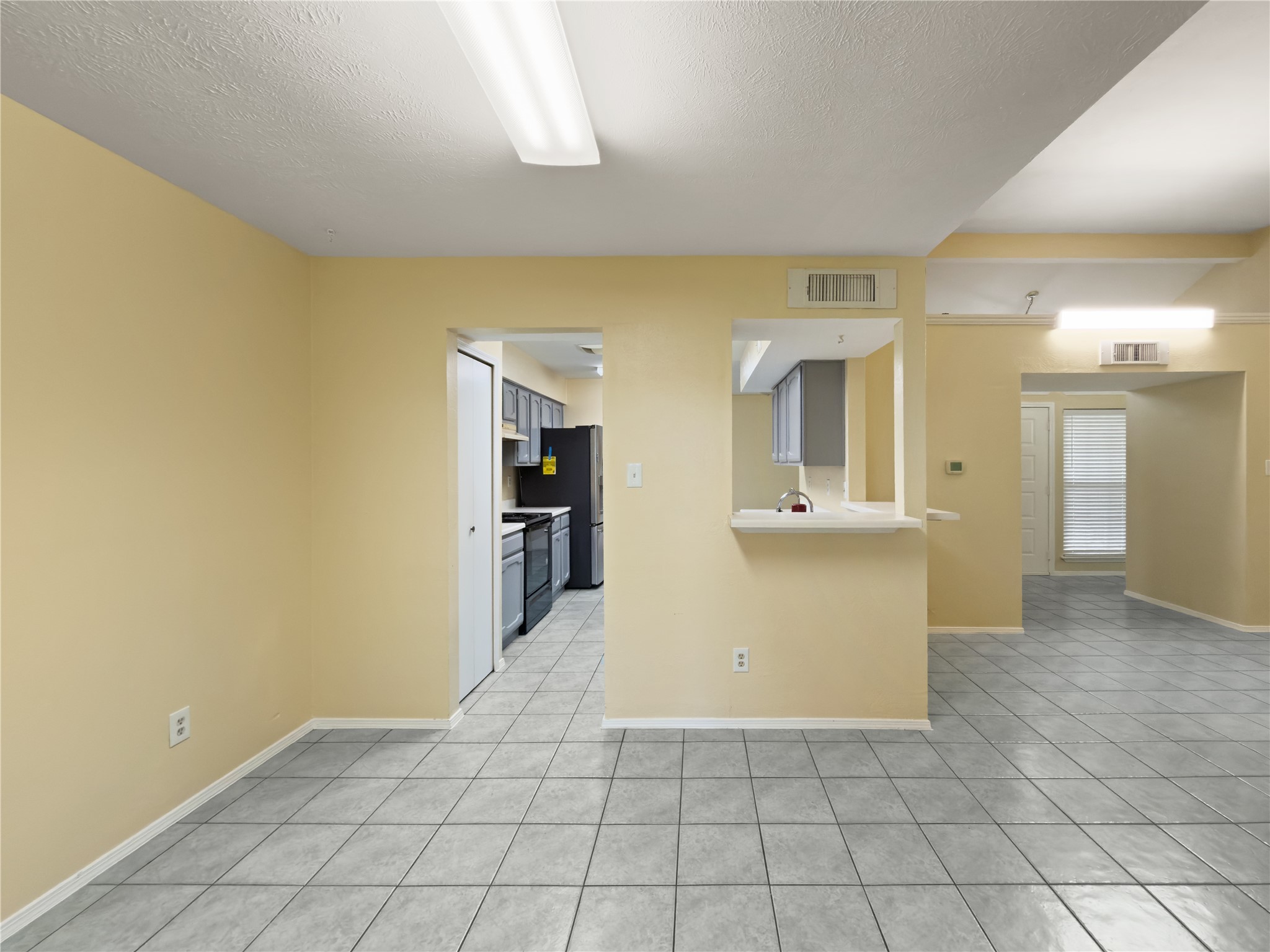 2426 Sutton Drive Arlington TX 76018