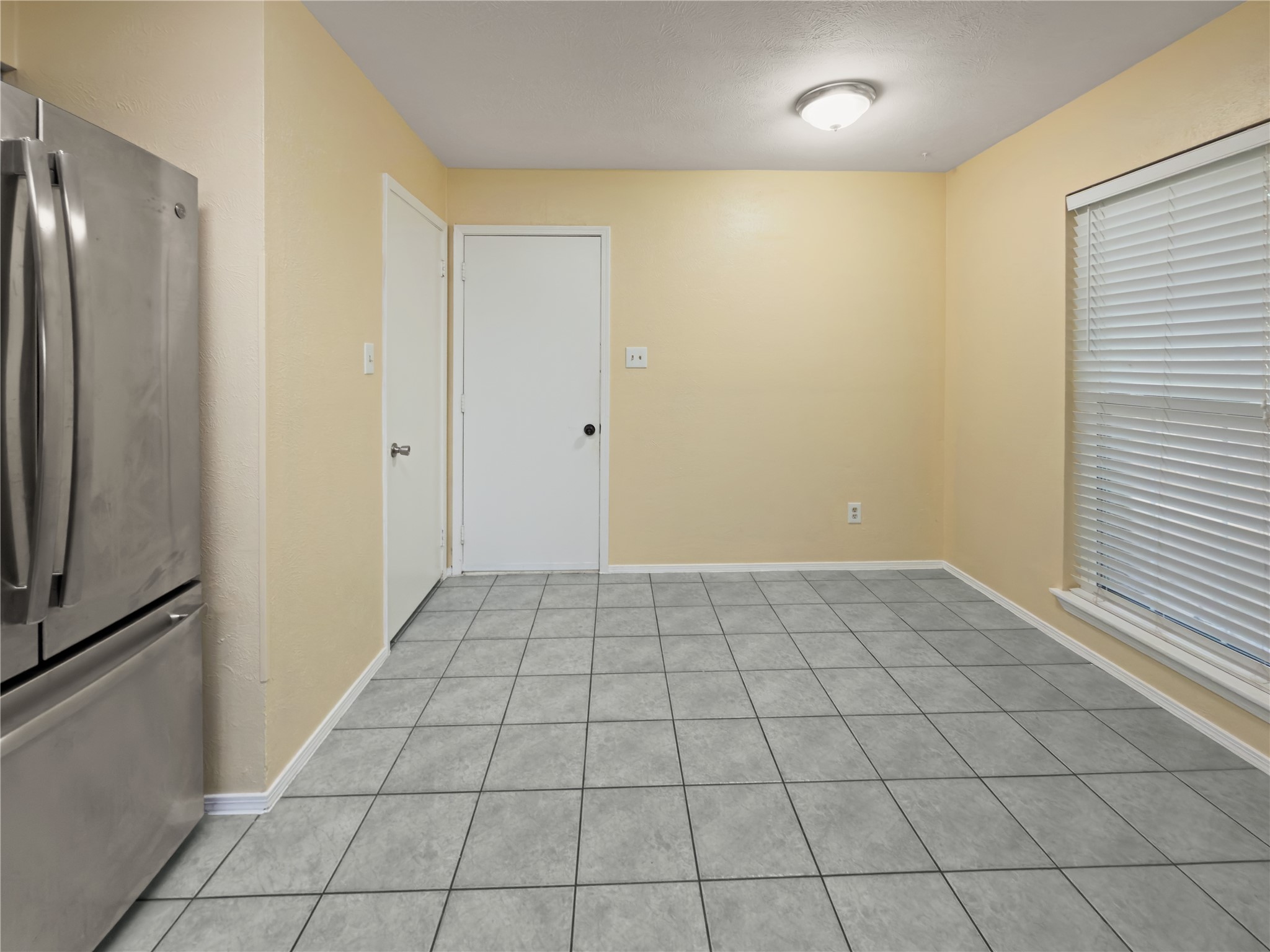 2426 Sutton Drive Arlington TX 76018