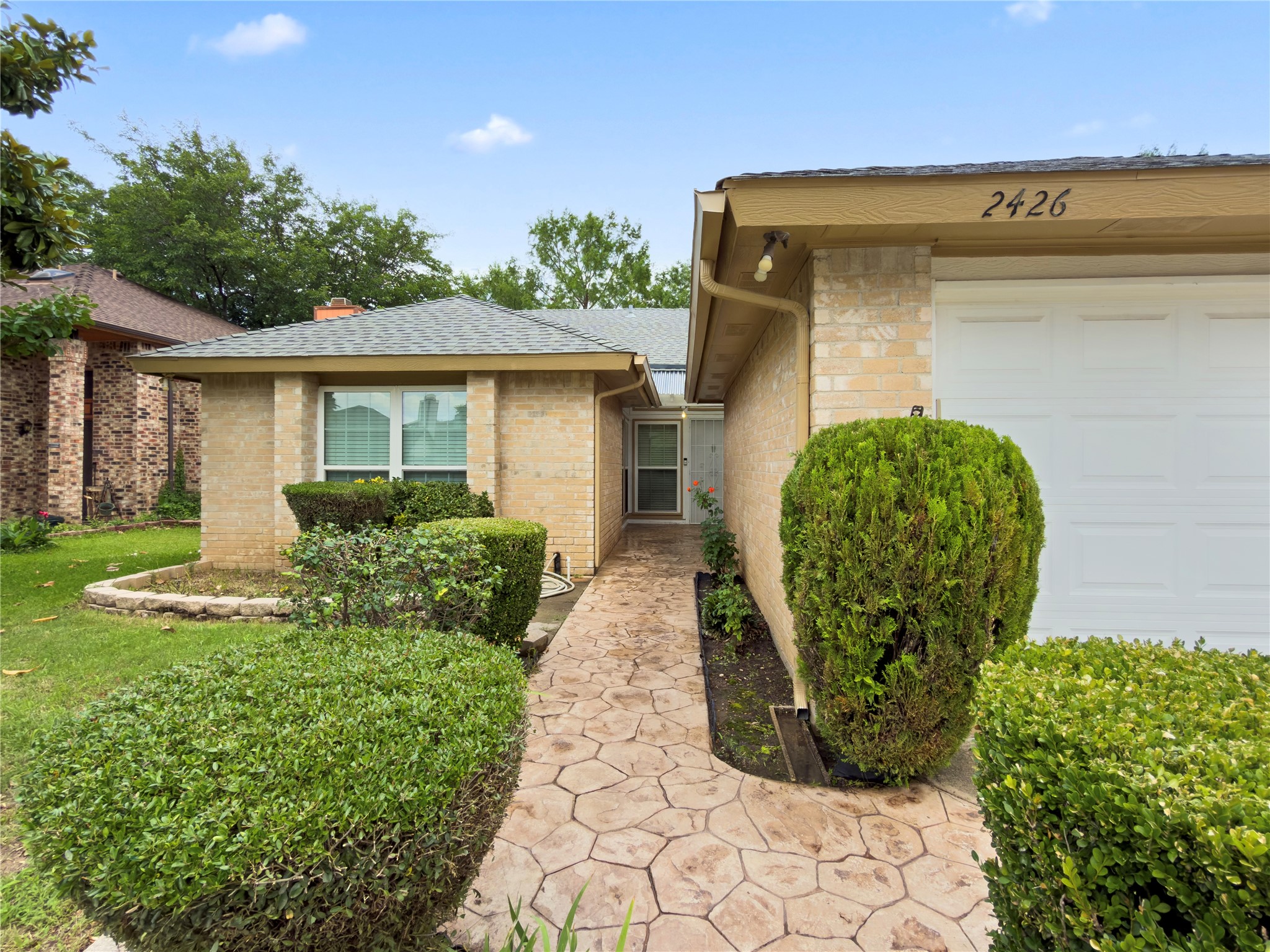 2426 Sutton Drive Arlington TX 76018