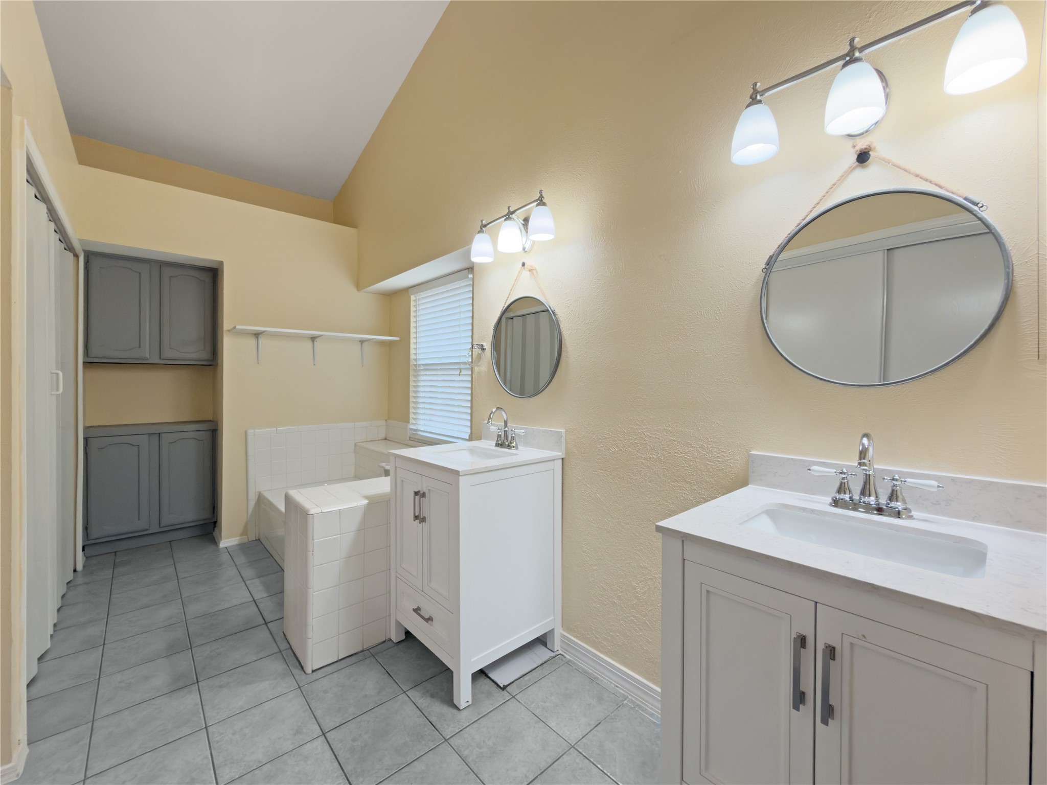 2426 Sutton Drive Arlington TX 76018