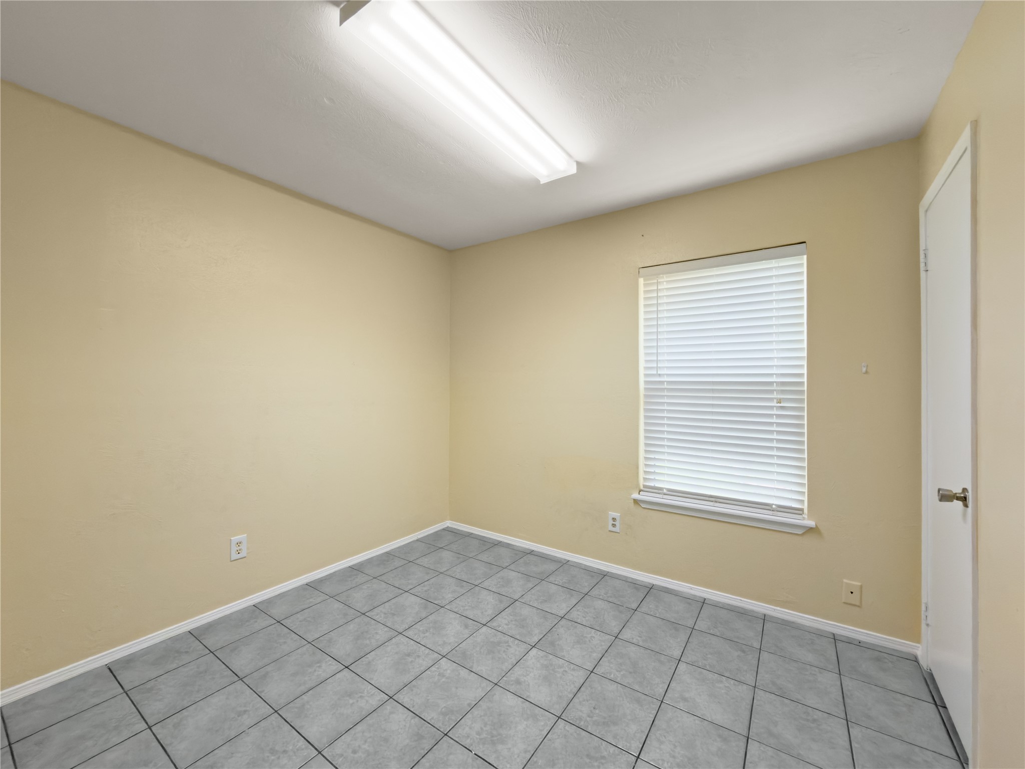 2426 Sutton Drive Arlington TX 76018