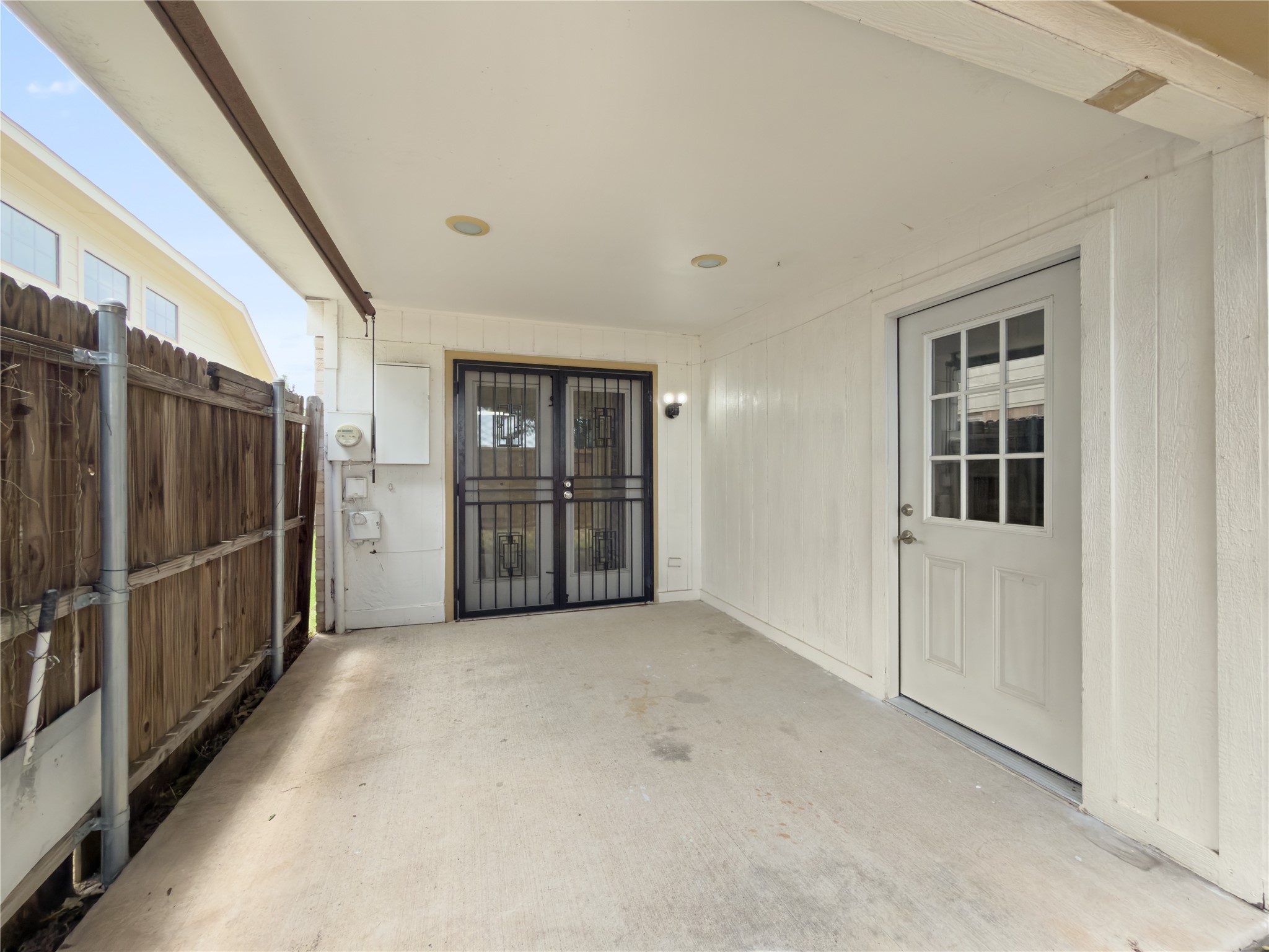 2426 Sutton Drive Arlington TX 76018