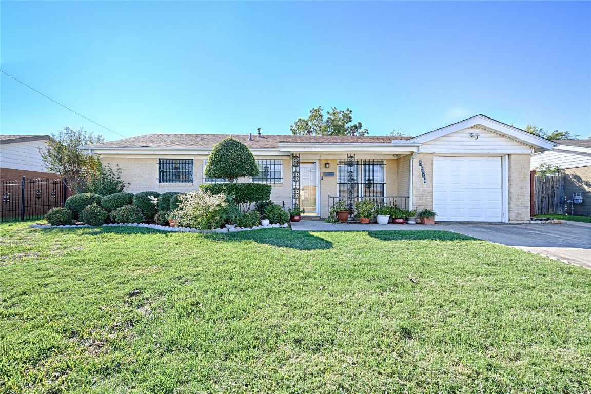 5524 Fitzhugh Avenue Fort Worth TX 76119