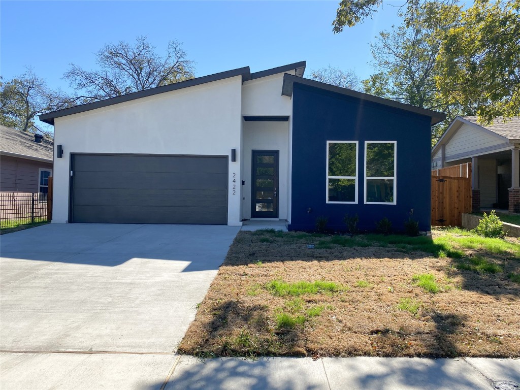 2422 Moffatt Avenue Dallas TX 75216