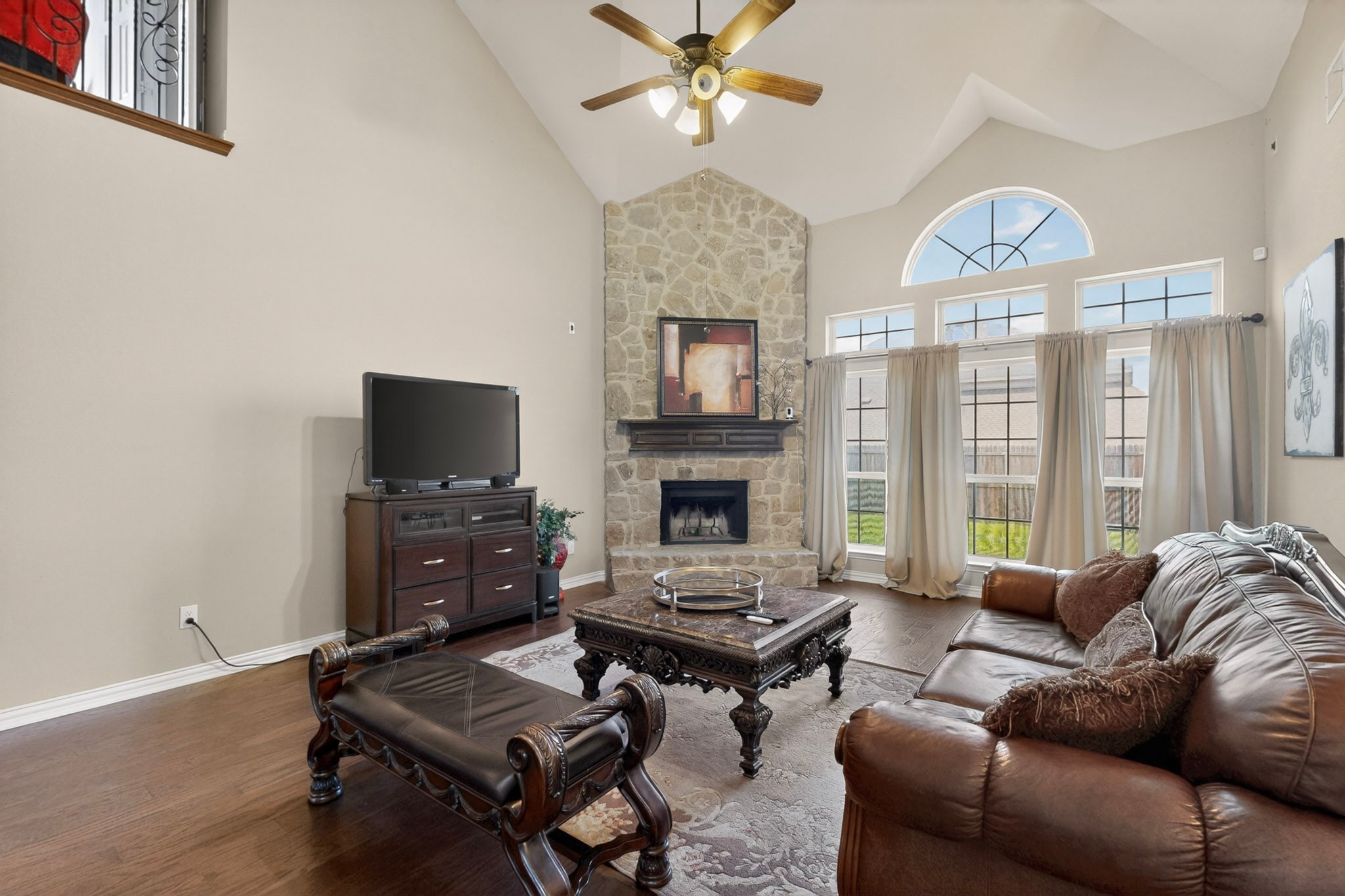 914 Hidden Lakes Drive Cedar Hill TX 75104