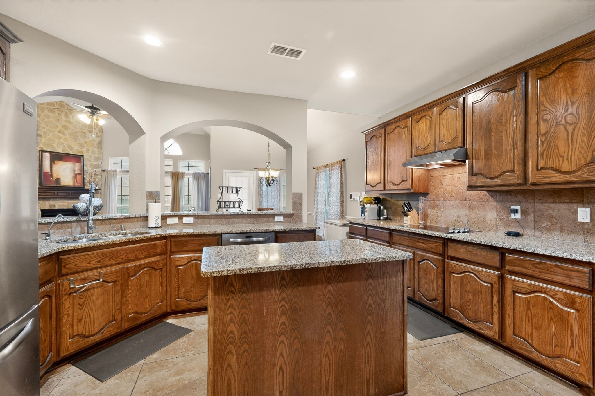 914 Hidden Lakes Drive Cedar Hill TX 75104