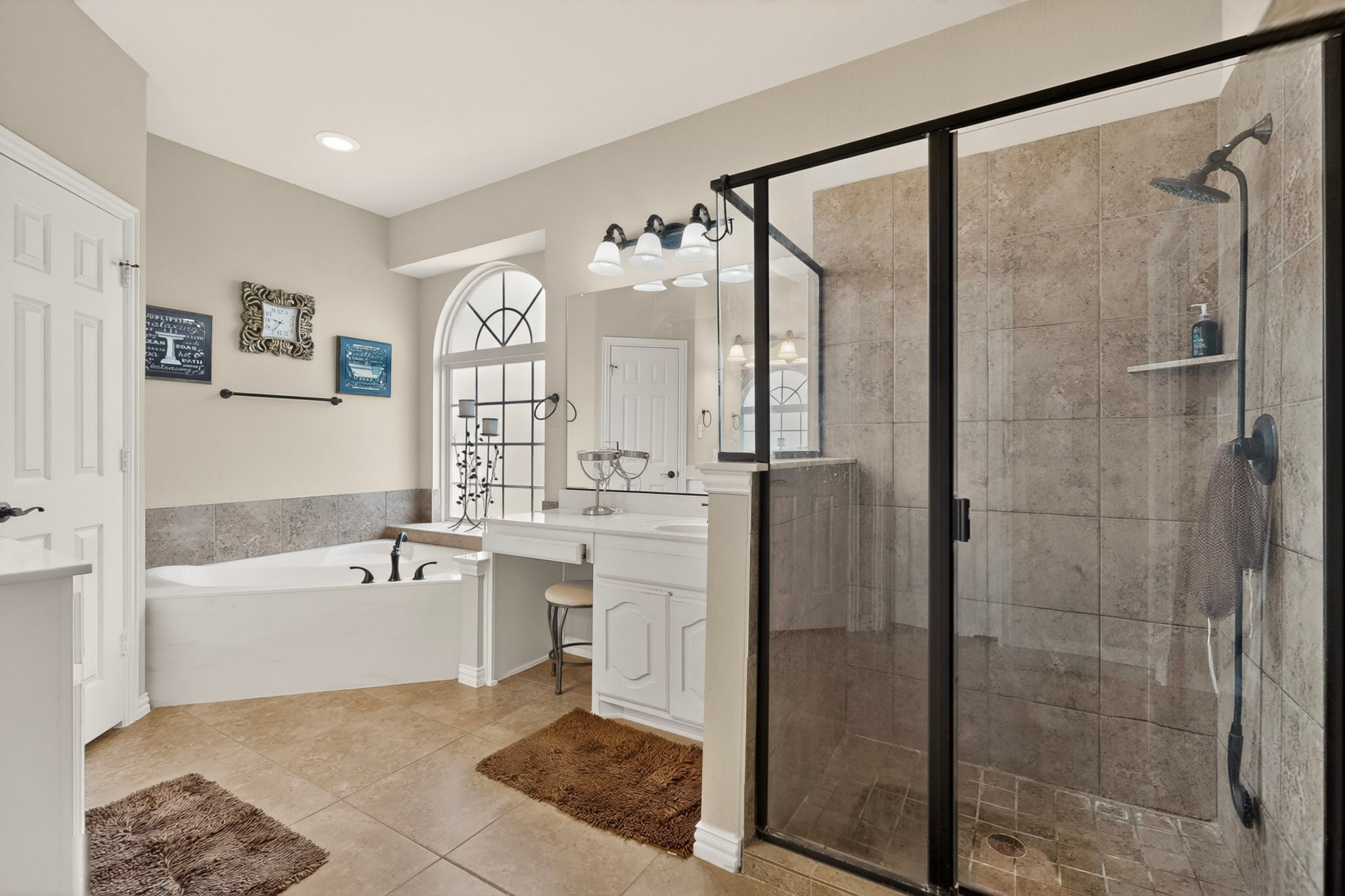914 Hidden Lakes Drive Cedar Hill TX 75104