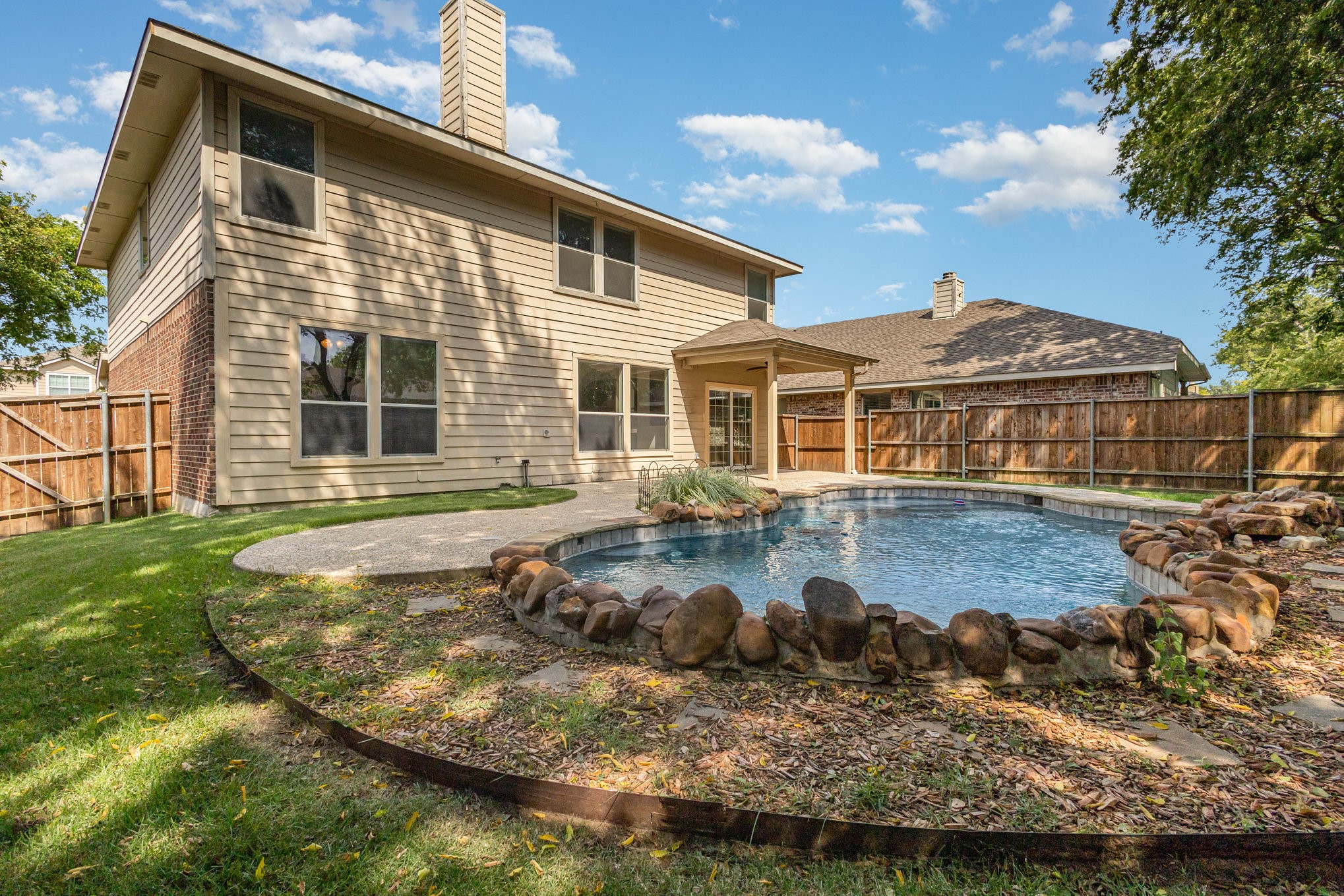 6913 Willow Crest Drive Mckinney TX 75070