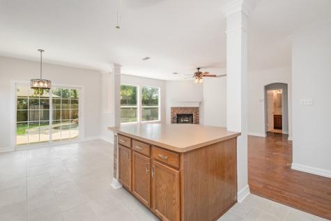 6913 Willow Crest Drive Mckinney TX 75070