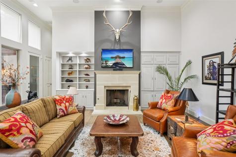 4134 Walnut Meadow Lane Dallas TX 75229