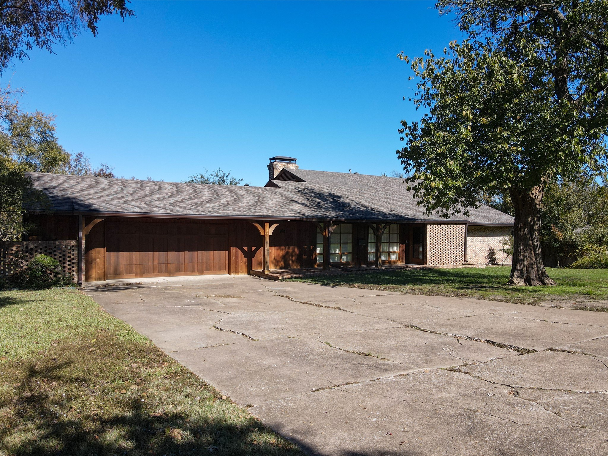 1231 W Washington Street Sherman TX 75092