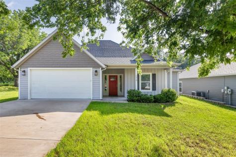 910 Victoria Court Granbury TX 76048