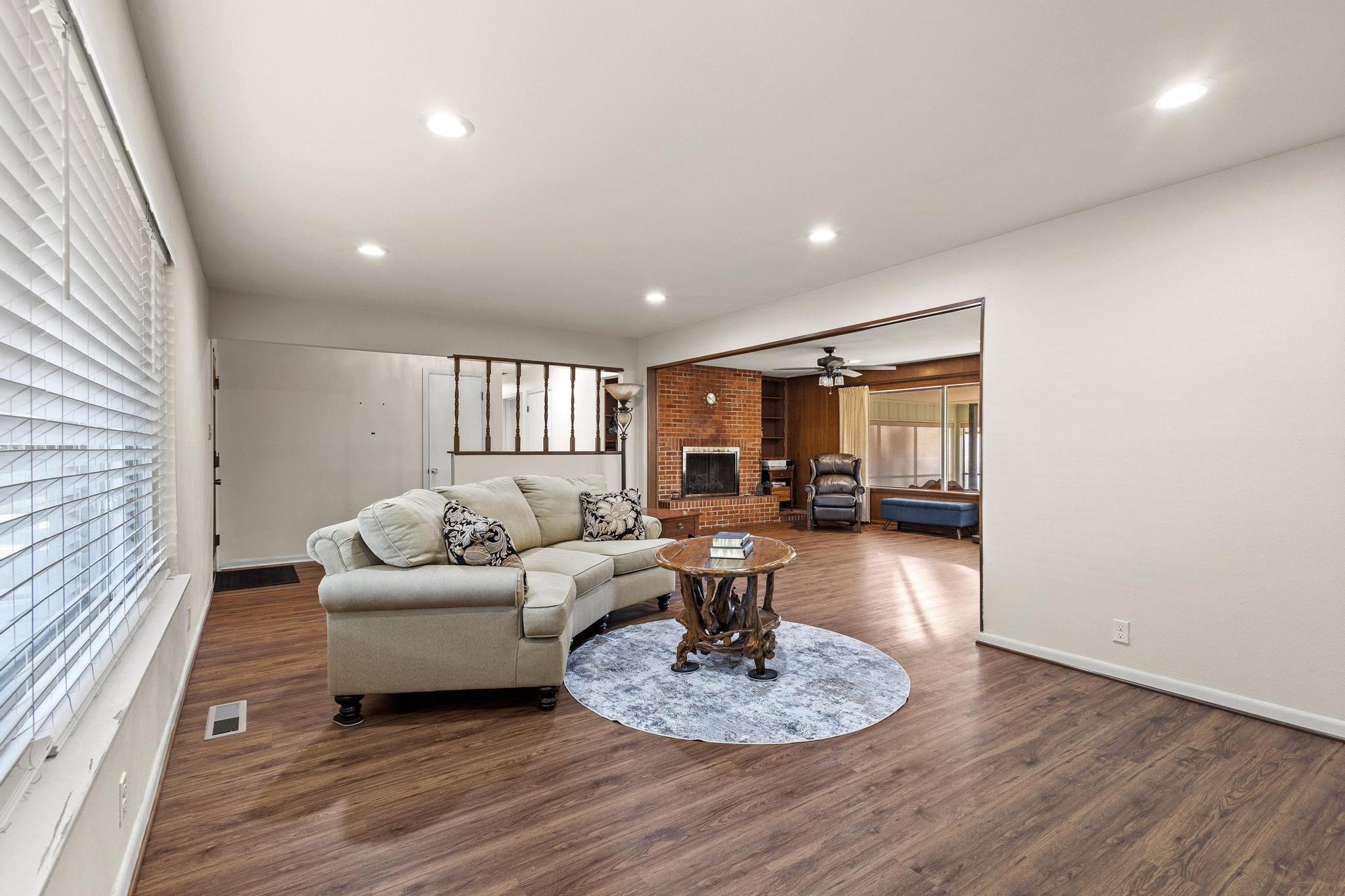 1701 S Lillis Lane Denison TX 75020