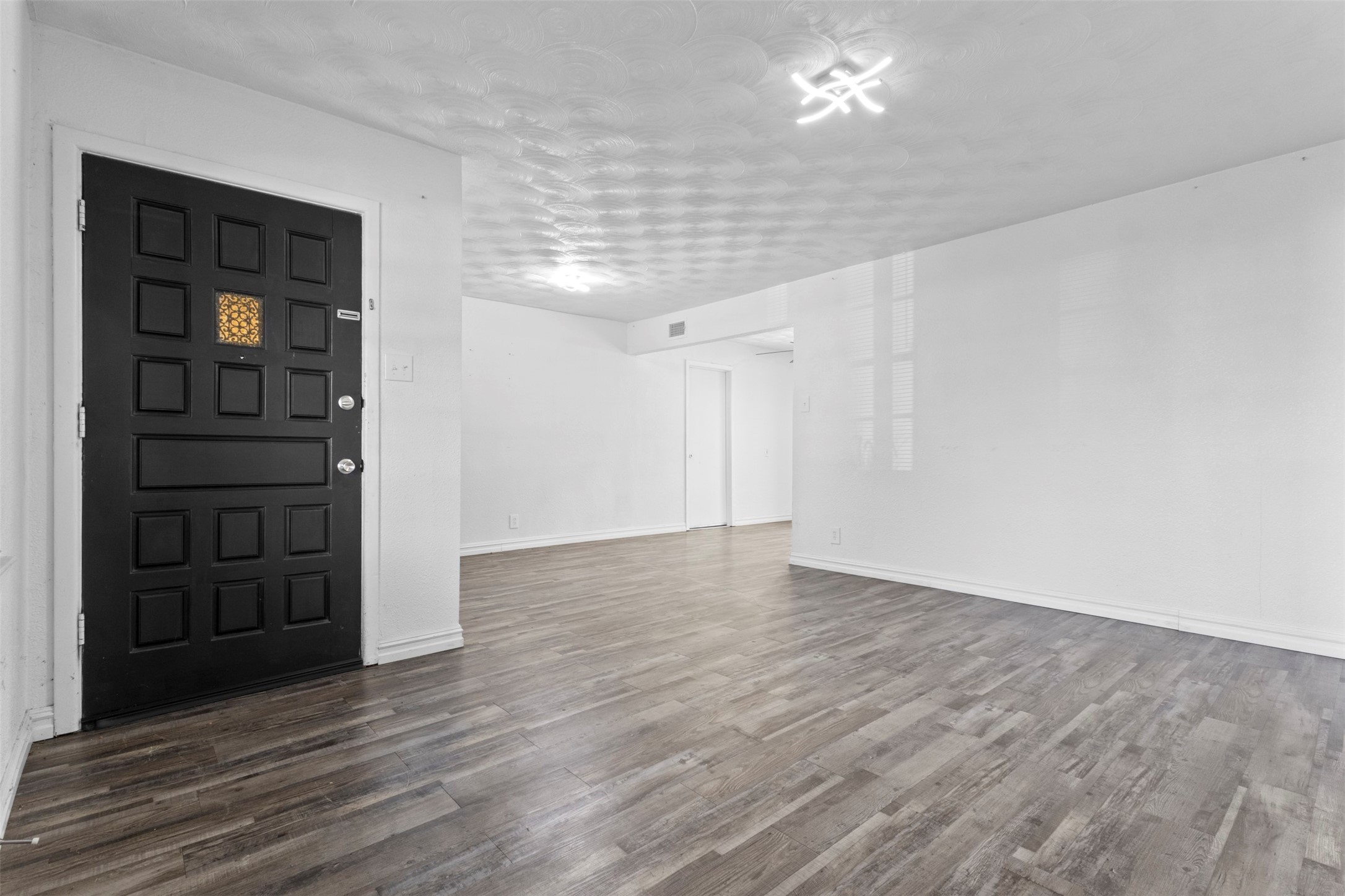 1809 Balla Way Grand Prairie TX 75051