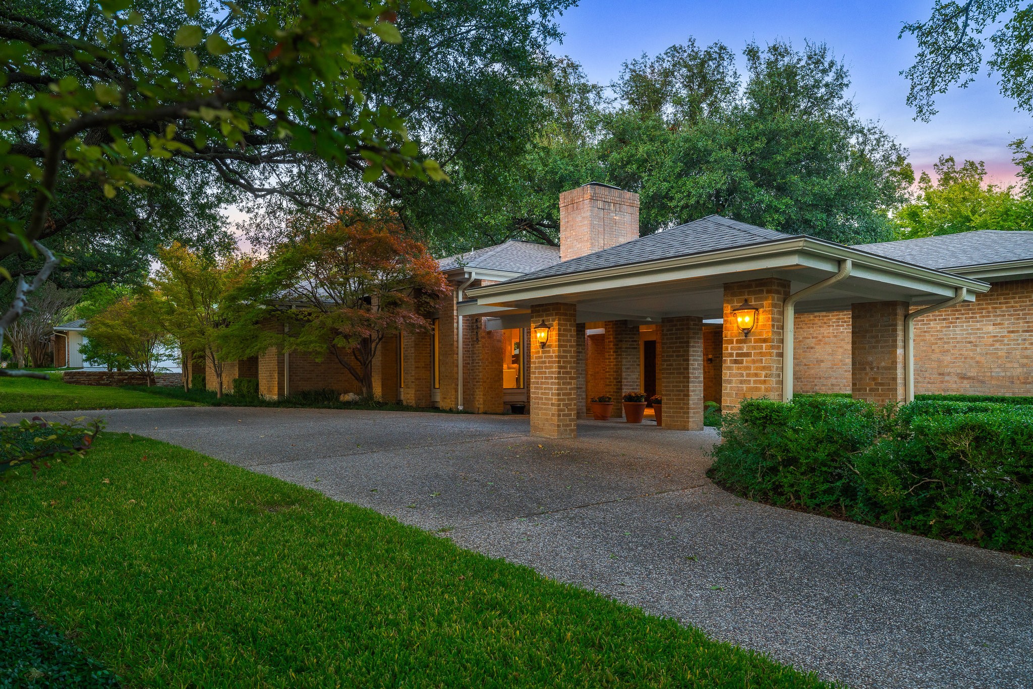 6420 Emeraldwood Drive Dallas TX 75254