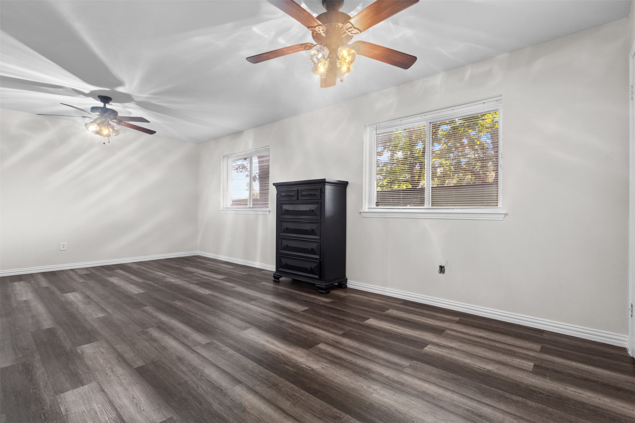 1065 Sunset Circle Garland TX 75040