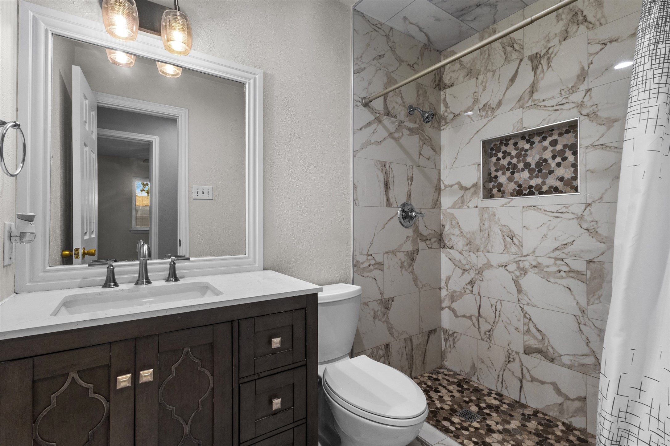 1065 Sunset Circle Garland TX 75040
