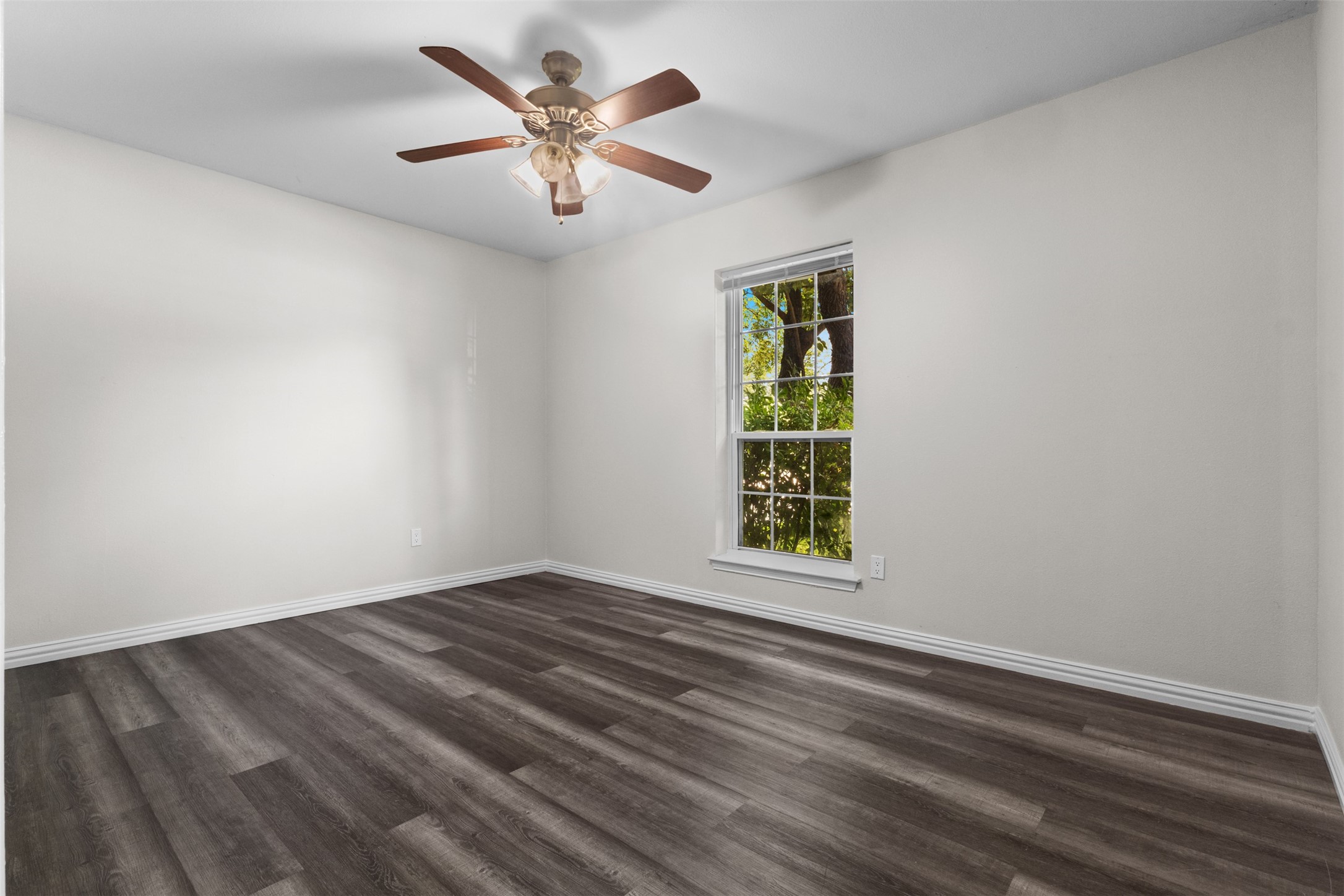 1065 Sunset Circle Garland TX 75040
