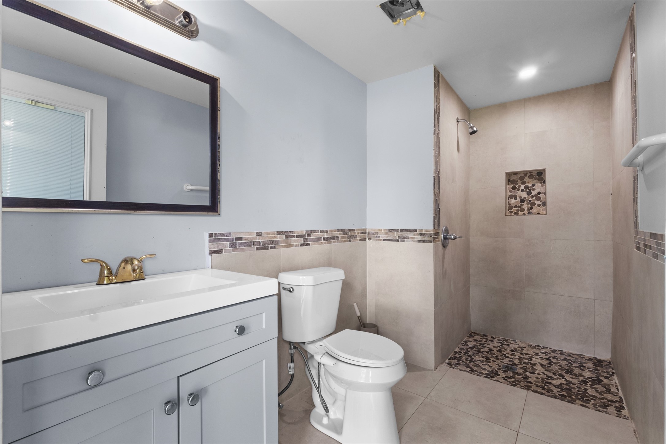 1065 Sunset Circle Garland TX 75040