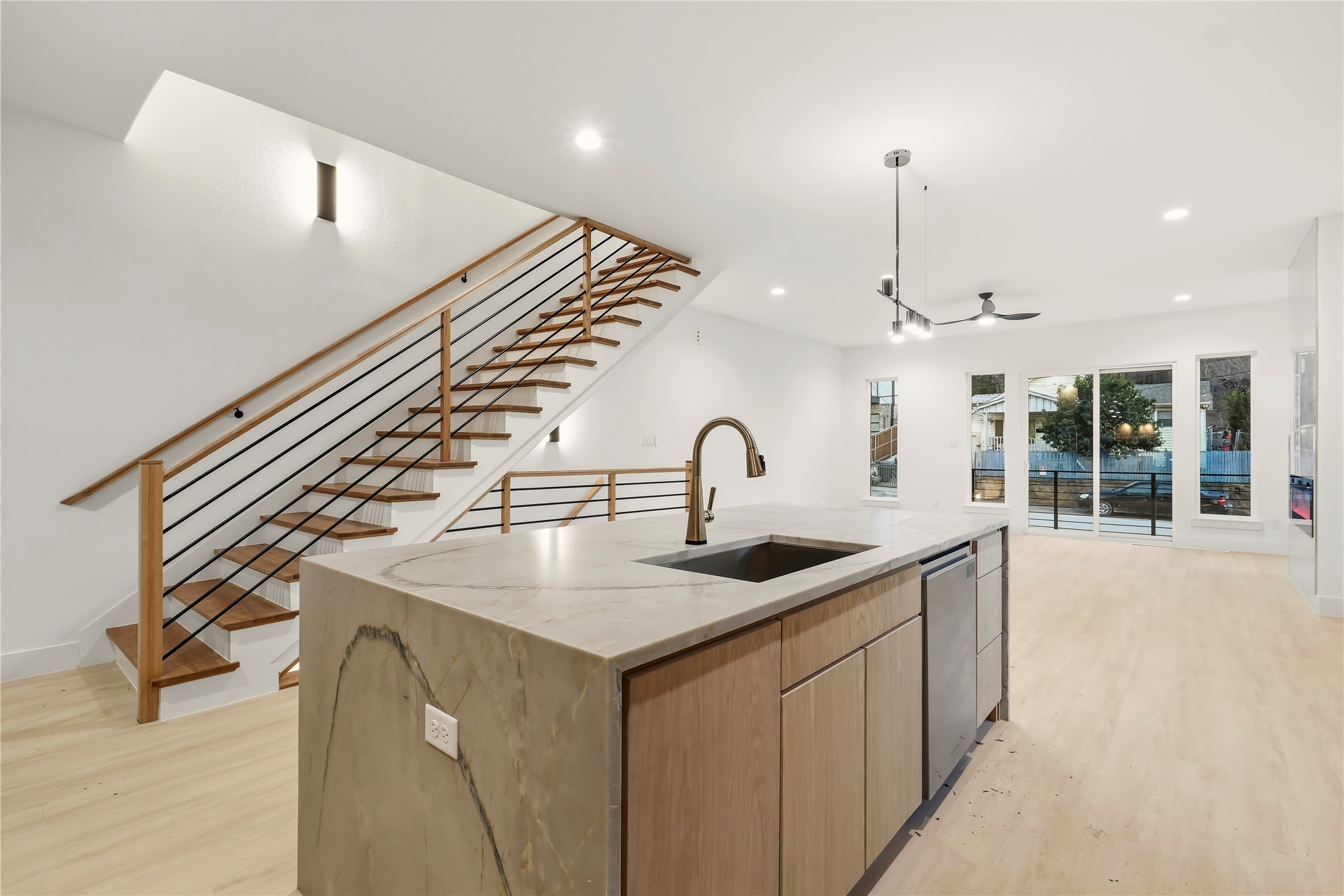 1823 Pollard Street Dallas TX 75208