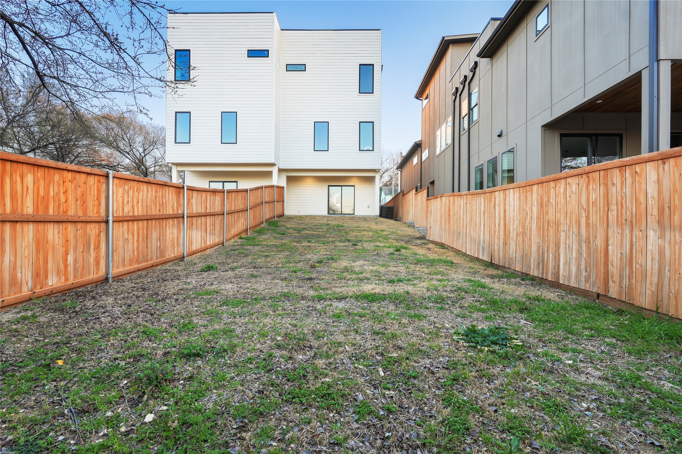 1823 Pollard Street Dallas TX 75208