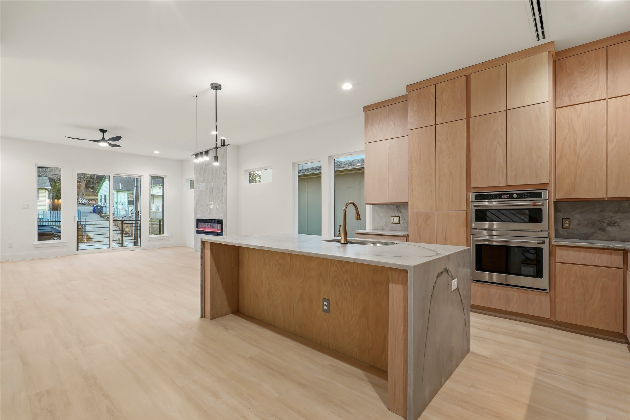 1823 Pollard Street Dallas TX 75208