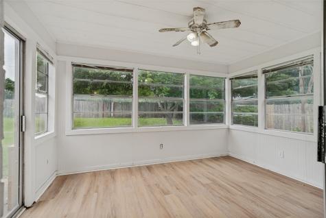 1203 Linda Lane Cleburne TX 76033