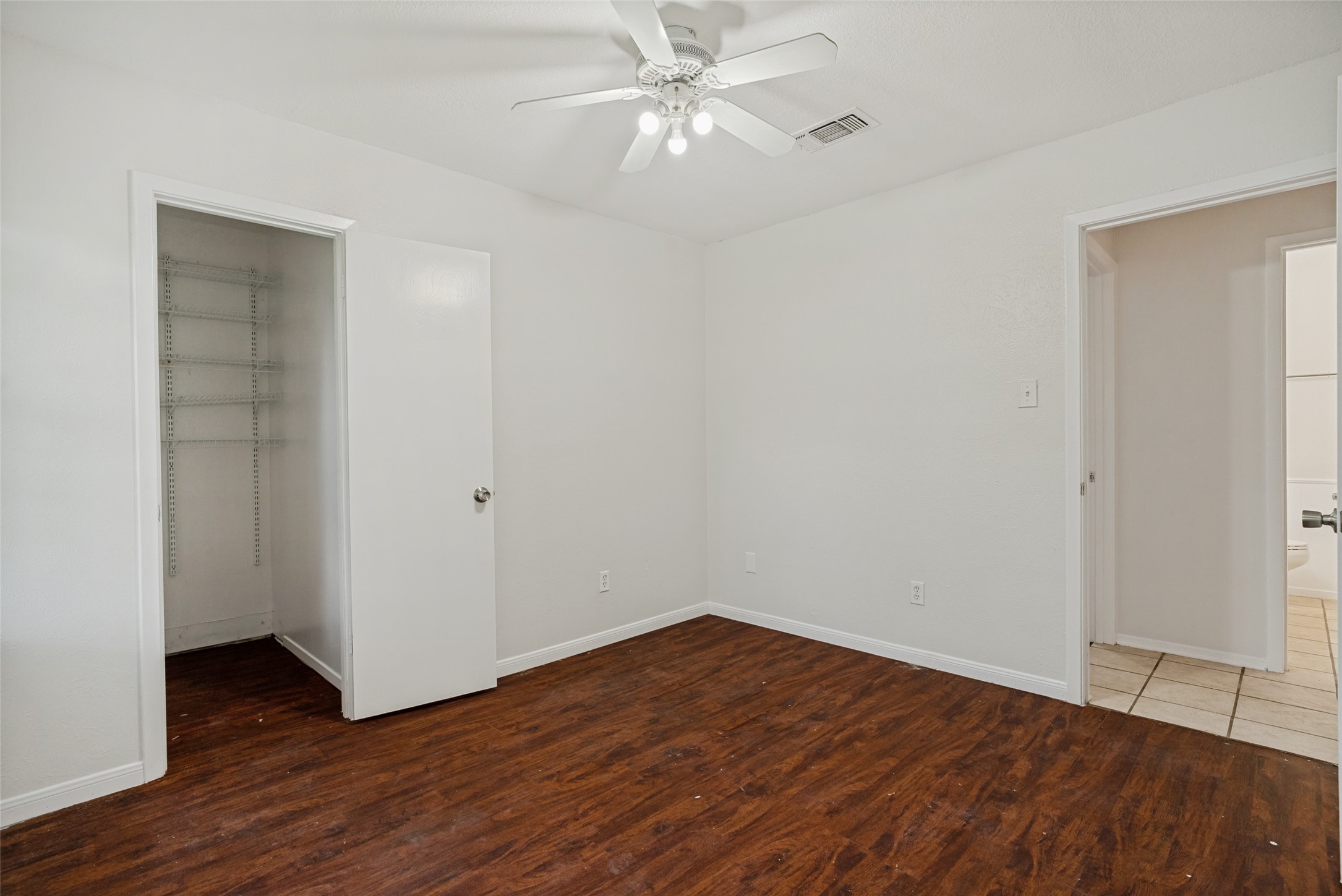 1203 Linda Lane Cleburne TX 76033