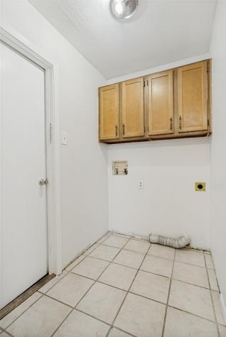 1203 Linda Lane Cleburne TX 76033