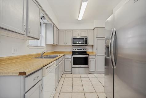 1203 Linda Lane Cleburne TX 76033